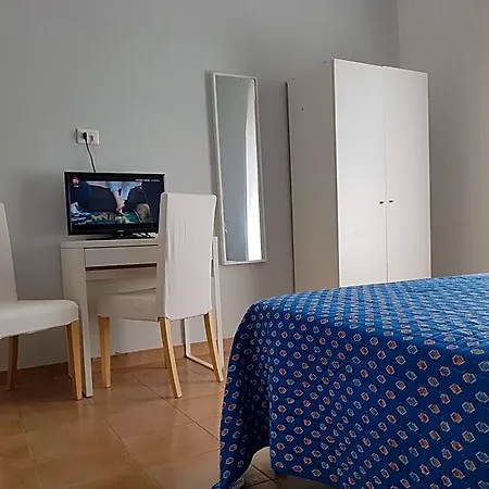 L'arancio فندق مبيت وإفطار