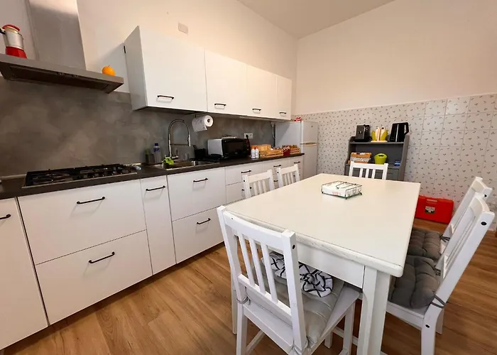 לינה וארוחת בוקר L'arancio